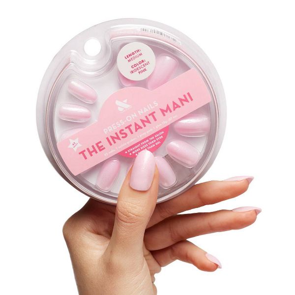 Olive & June Fake Nails - Oval Iridescent Pink