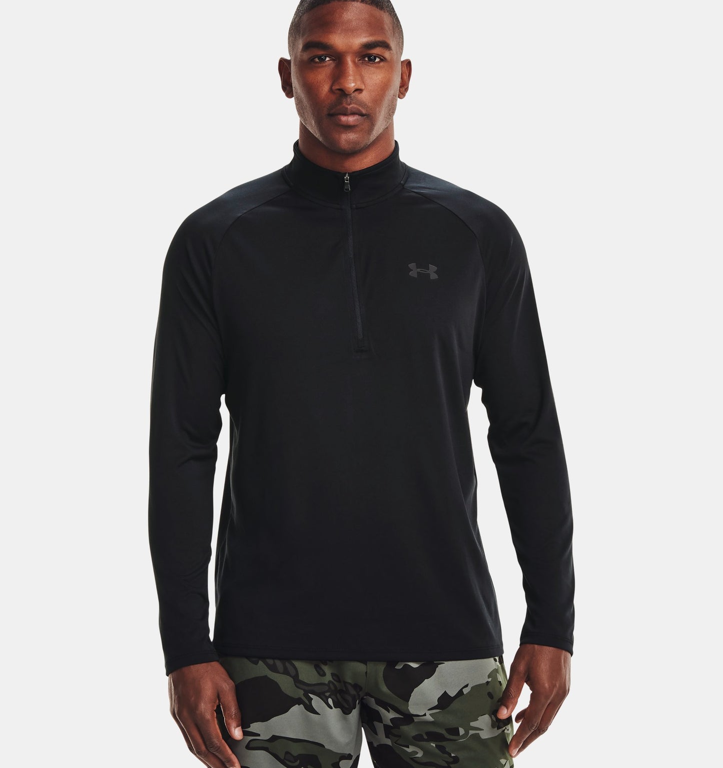 UA Tech™ Men's ½ Zip Long Sleeve-Black / Charcoal -Size M