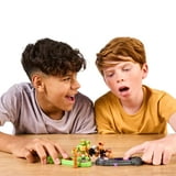 Akedo Teenage Mutant Ninja Turtles Mini Battling Warriors Leonardo vs Rocksteady Pack, Ages 6+
