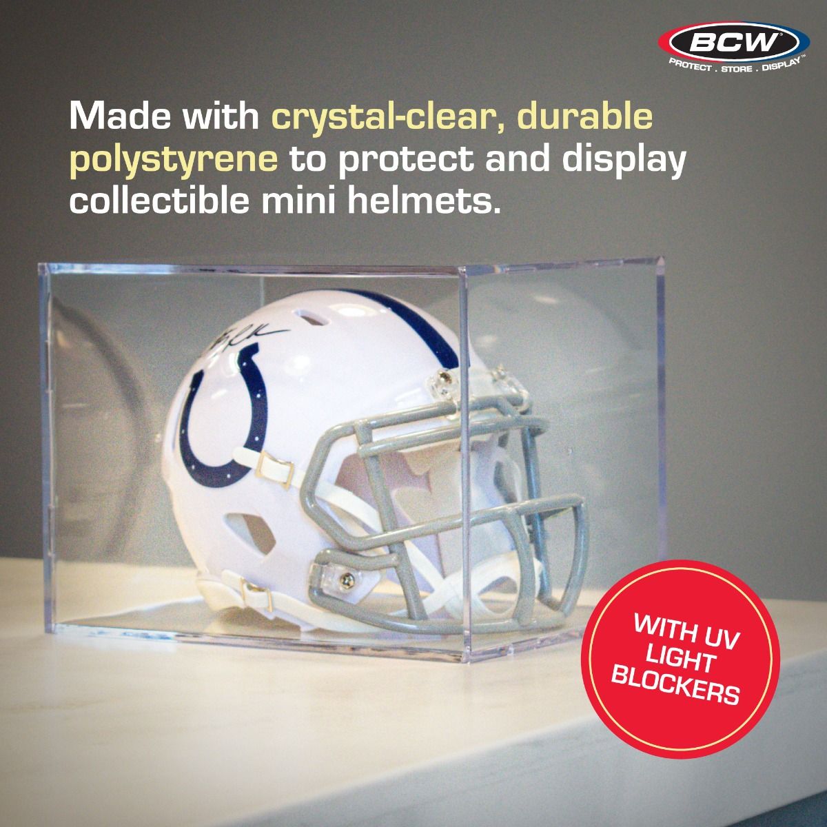 BCW Mini Helmet Showcase - UV