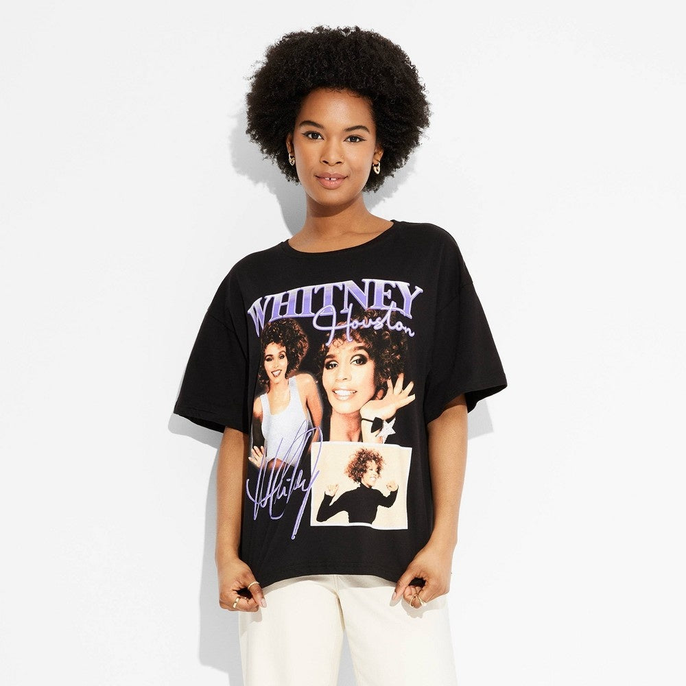Women's Whitney Houston Oversized Short Sleeve Graphic T-Shirt - Black M