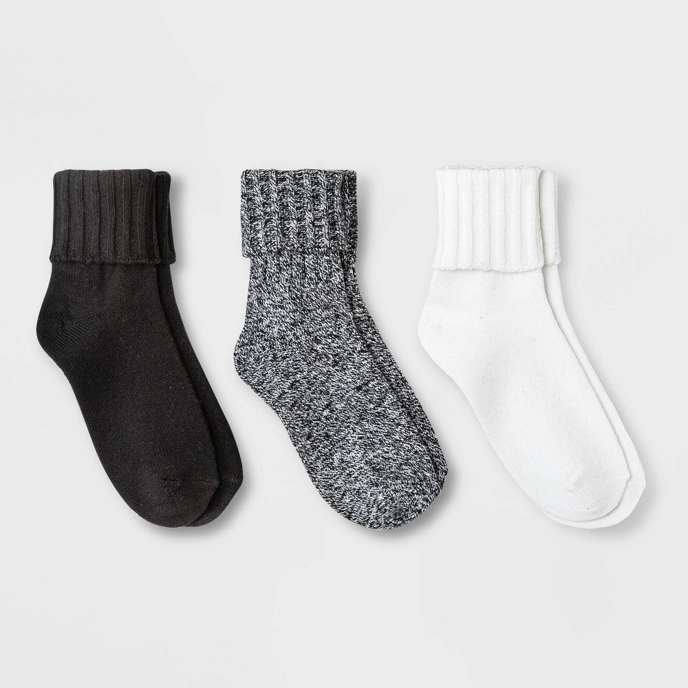 Women's Chunky Turn Cuff 3pk Crew Socks - Black/White 4-10 - Universal Thread™