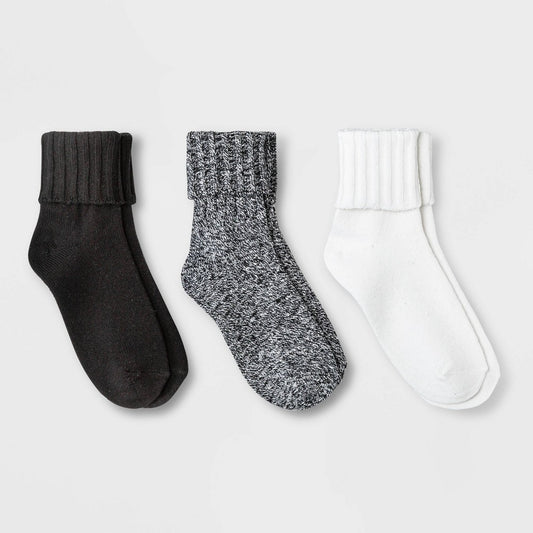 Women's Chunky Turn Cuff 3pk Crew Socks - Black/White 4-10 - Universal Thread™