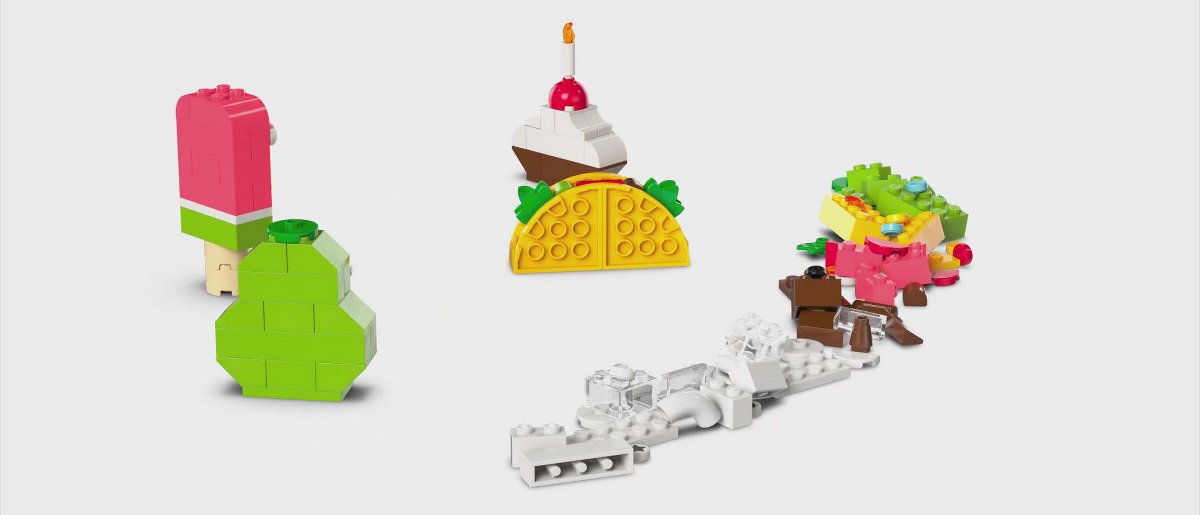 LEGO Classic Creative Food Friends Building Toy, Pretend Play Food 11039