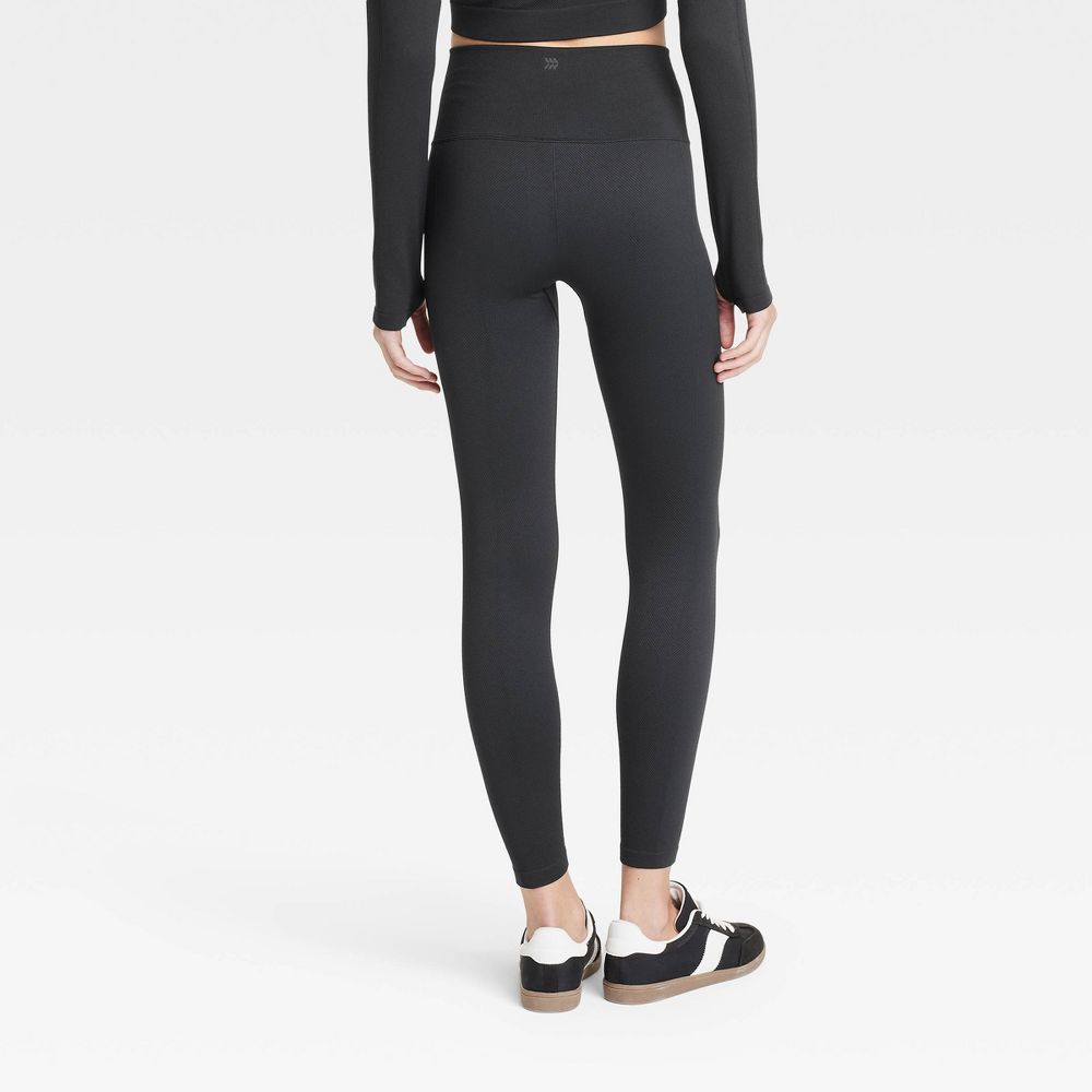 Women's Seamless High-Rise 7/8 Leggings - All in Motion™ Black M