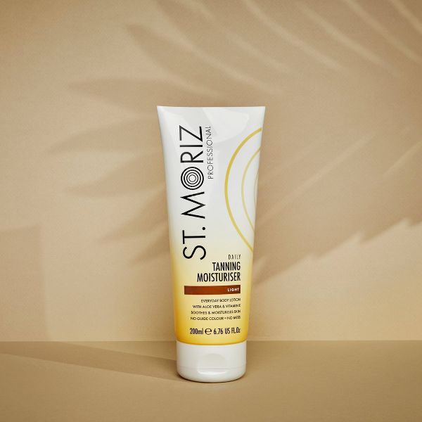 St. Moriz Daily Moisturizing Self Tanner - 6.76 fl oz
