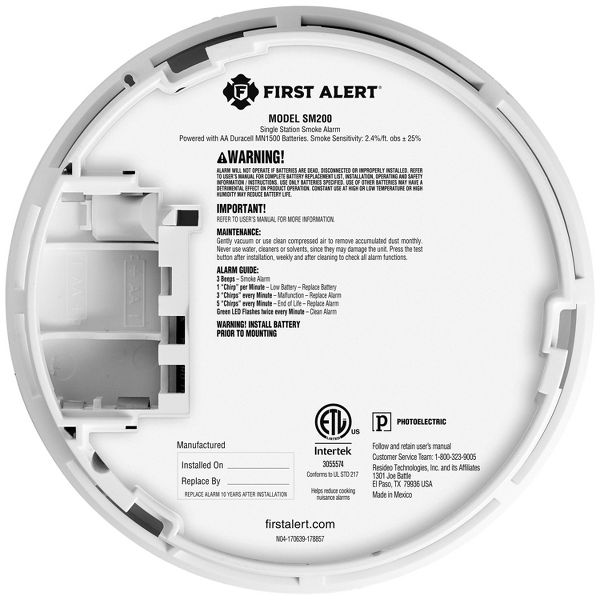 First Alert Alarm Smoke DC Slim SM200: Battery-Operated Smoke Detector, 10-Year Warranty, White, Includes 2 AA Alkaline Batteries