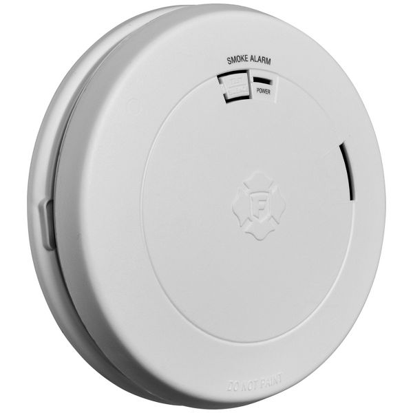 First Alert Alarm Smoke DC Slim SM200: Battery-Operated Smoke Detector, 10-Year Warranty, White, Includes 2 AA Alkaline Batteries