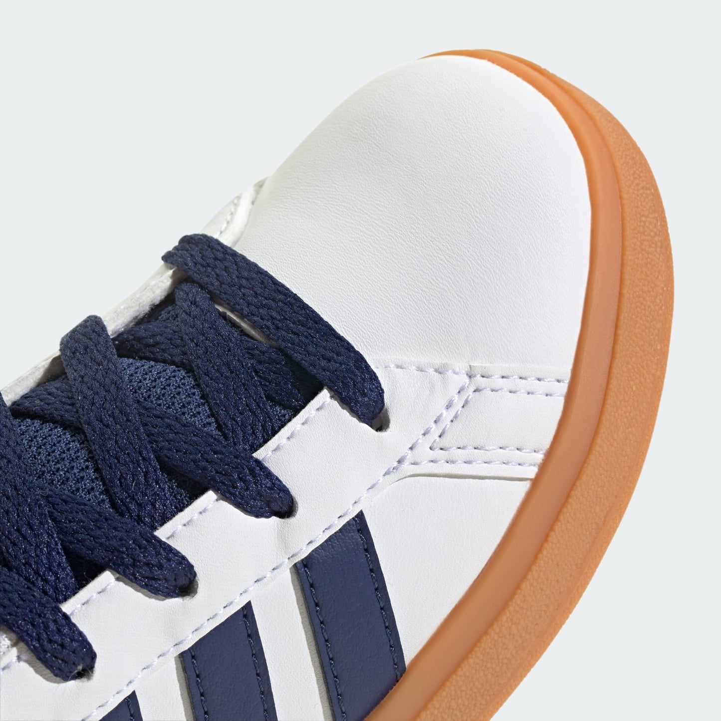 Adidas Kids Grand Court 2.0 Sneaker (Little Kid/Big Kid) Kid's Shoes White/Dark Blue/Gum : 6 Big Kid M, Synthetic
