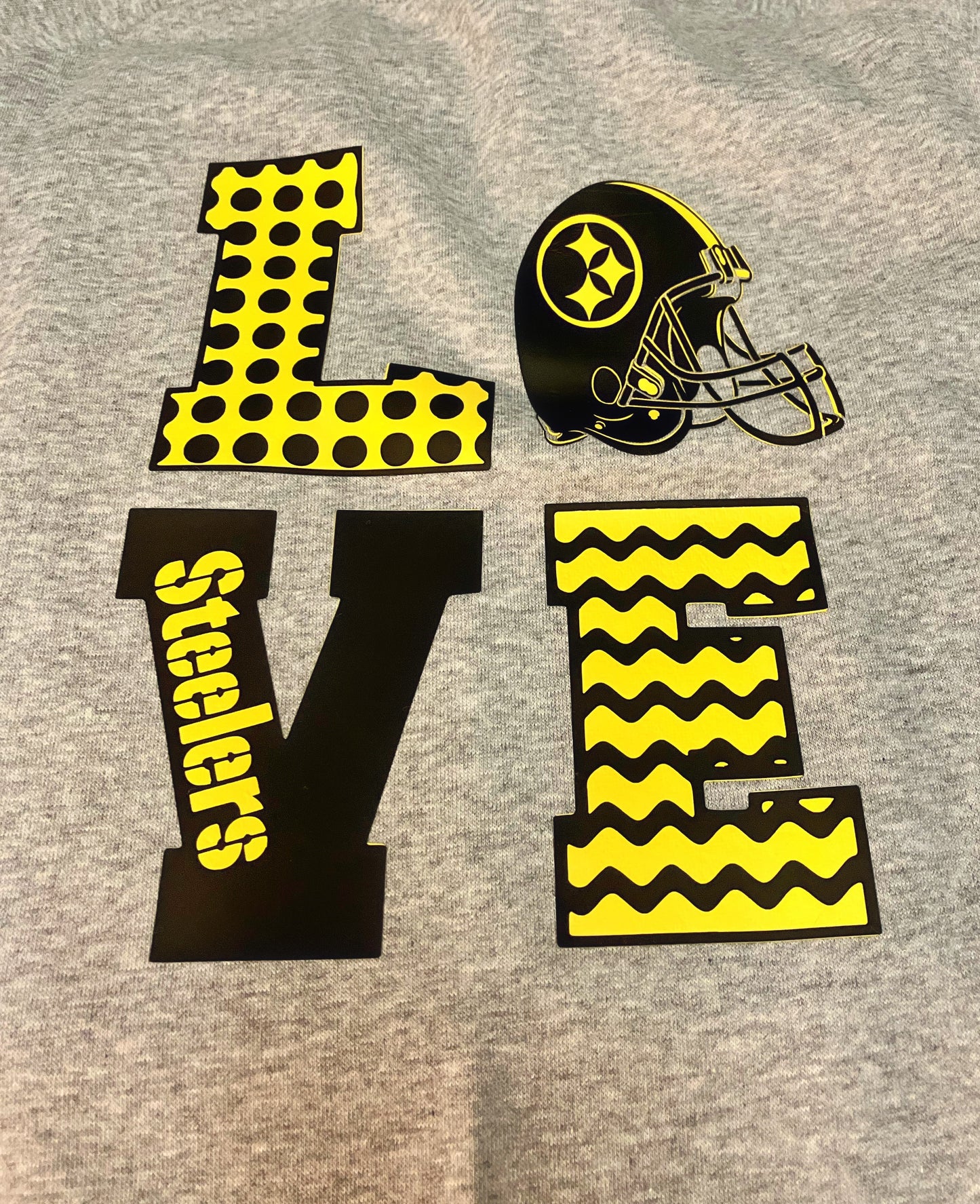 Steelers "Love" Sweatshirt - Women's Sizing