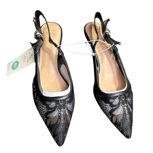 A NEW DAY womens black lace MILAN 2” kitten heels casual dress shoe - Size 8